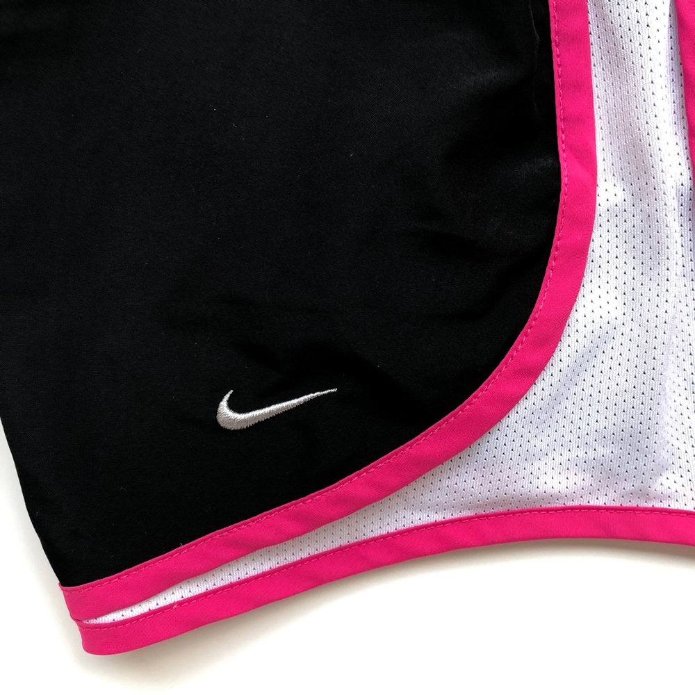 Nike Women’s Dri-Fit Tempo Running Shorts Small 🩷HAVE ONLY BEEN AIR-DRIED🩷 - Picture 6 of 6